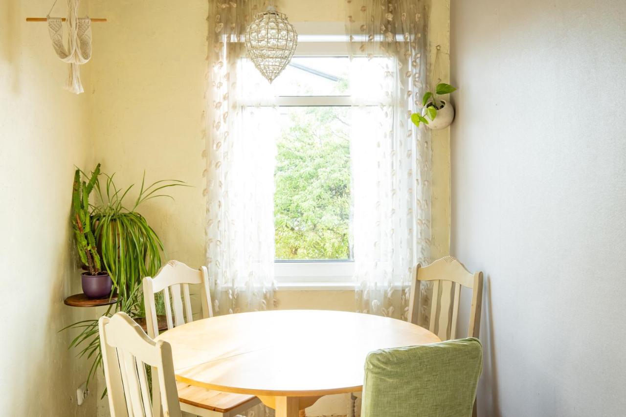 Artists Apartment Near Telliskivi Creative Centre Tallinn Ngoại thất bức ảnh